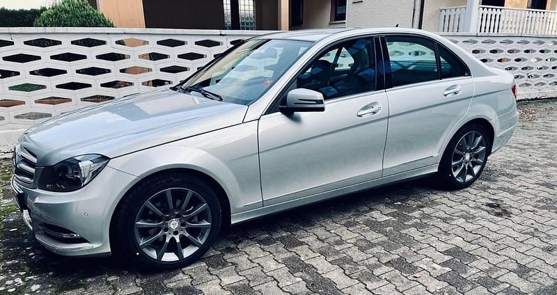 Gebraucht Mercedes C180 Avantgarde 156 PS (114 kW) 2013 Limousine