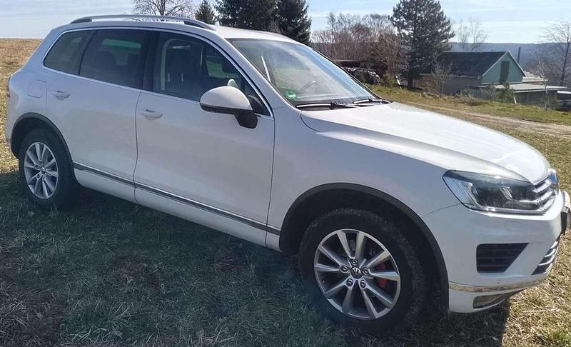 Gebraucht VW Touareg Edition 204 PS (150 kW) 2016 Weiß SUV