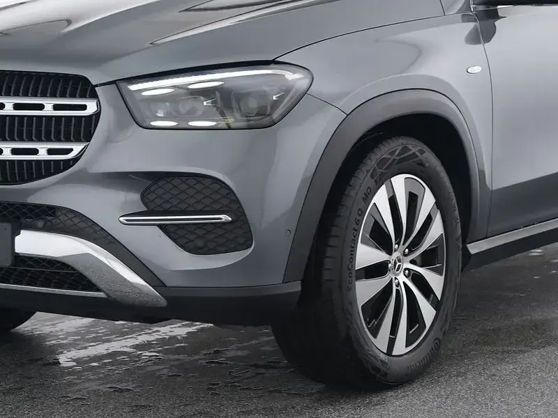 Gebraucht Mercedes GLE350 197 PS (144 kW) 2025 Grau SUV