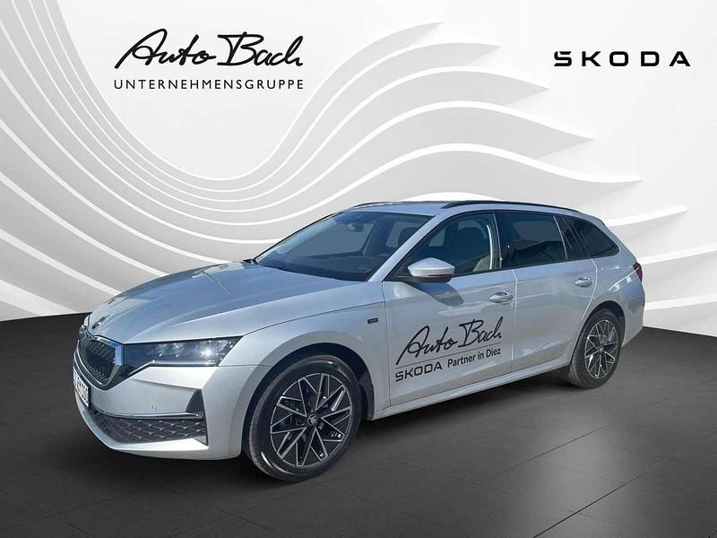 Silber Gebraucht 2025 Skoda Octavia Tour Kombi | 36.990 € (Etwas zu teuer) - Bild 1/3