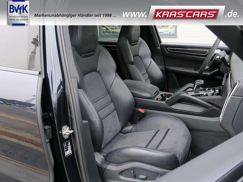 Gebraucht Porsche Cayenne GTS 460 PS (338 kW) 2022 Moonlightbluemetallic SUV