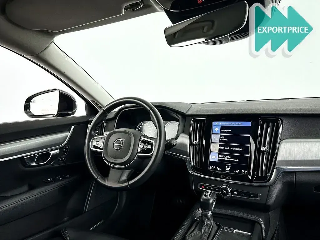 Gebraucht Volvo V90 Momentum 256 PS (188 kW) 2017 Schwarz Kombi