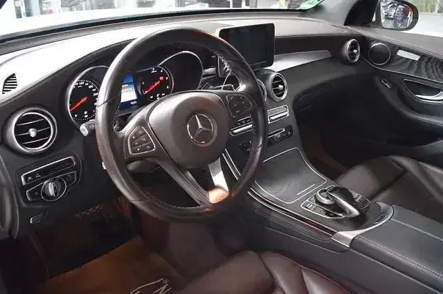 Gebraucht Mercedes GLC220 Exclusive 170 PS (125 kW) 2016 Weiß SUV
