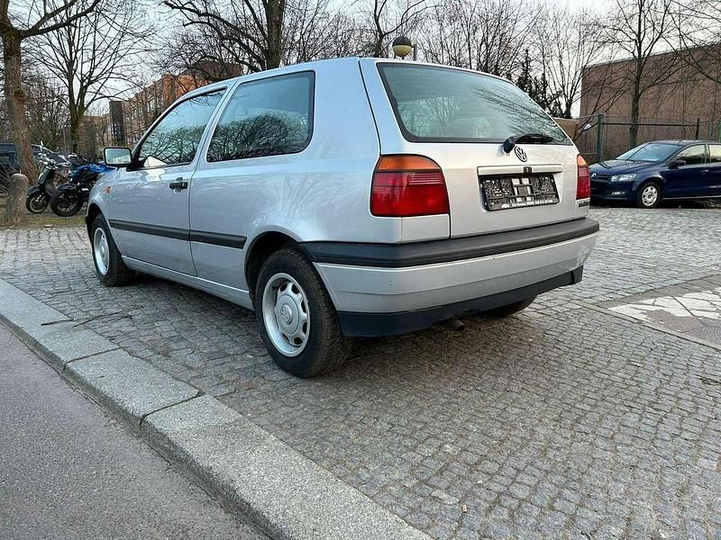 Brugt VW Golf III 90 HK (66 kW) 1992 Sølv Hatchback