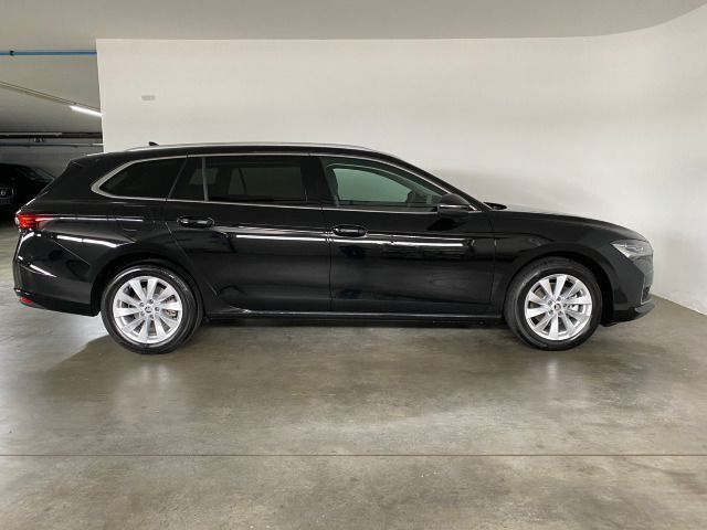 Gebraucht Skoda Superb Selection 150 PS (110 kW) 2024 Schwarz Kombi