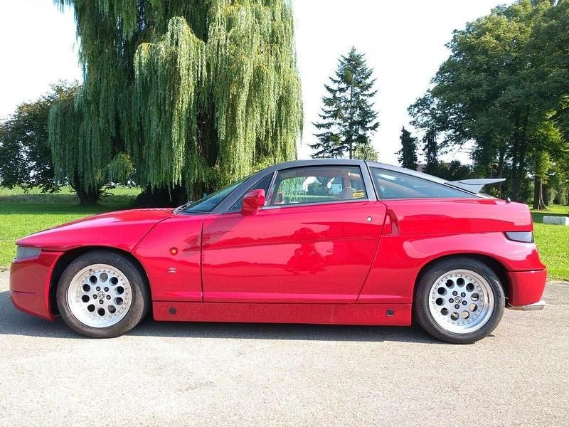 Rot Gebraucht 1991 Alfa Romeo SZ/RZ Coupé | 75.000 € - Bild 1/4