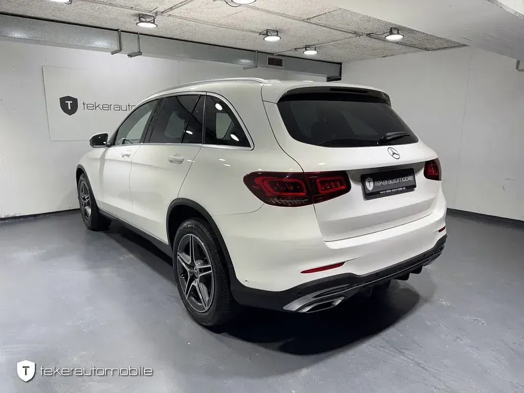 Gebraucht Mercedes GLC220 AMG line 194 PS (142 kW) 2020 Polarweiss  unilack SUV
