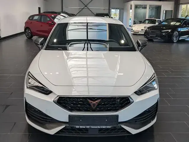 Gebraucht Cupra Leon VZ1 300 PS (220 kW) 2024 Weiß SUV