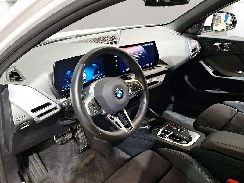 Gebraucht BMW 120 Efficient Dynamics 150 PS (110 kW) 2024 Weiß Kleinwagen