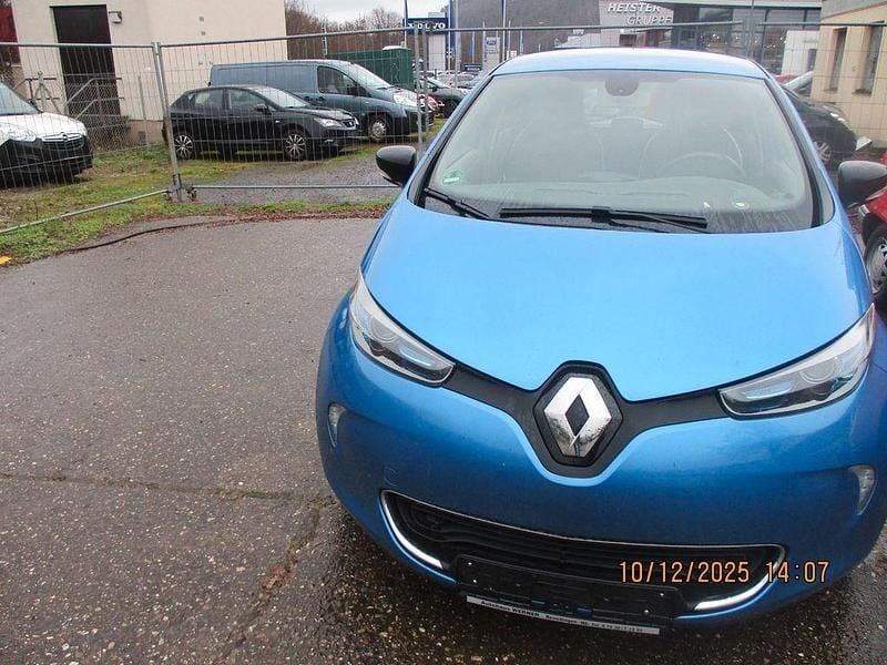 Blau Gebraucht 2017 Renault Zoe Intens Kleinwagen | 5.200 € (Superpreis) - Bild 1/4