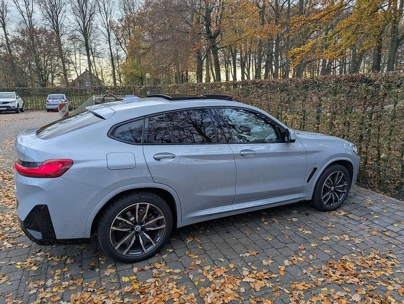 Gebraucht 2023 BMW X4 Shadowline SUV | 49.800 € (Etwas zu teuer) - Bild 1/4