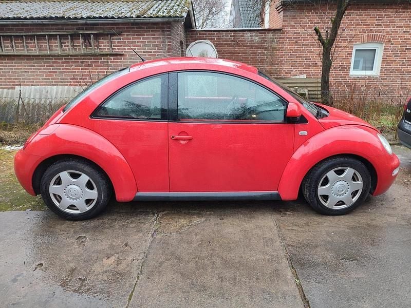 Gebraucht VW Beetle 115 PS (84 kW) 1999 Rot Kleinwagen