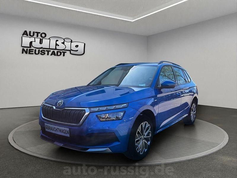 Blau Gebraucht 2021 Skoda Kamiq Clever SUV | 15.890 € (Fairer Preis) - Bild 1/4