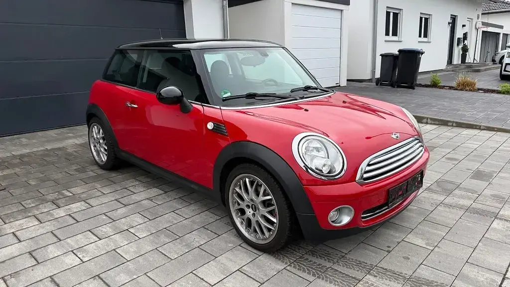 Używany Mini Cooper Pepper 120 KM (88 kW) 2009 Czerwony Hatchback