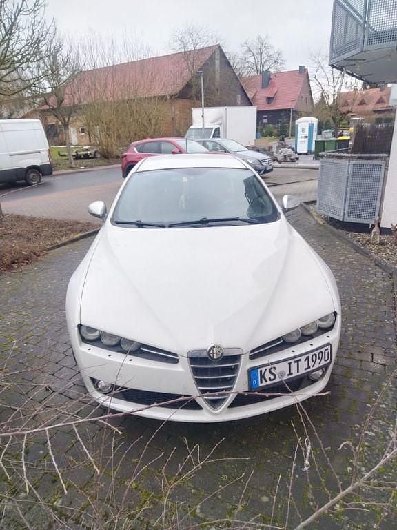 Gebraucht Alfa Romeo 159 Turismo 200 PS (147 kW) 2011 Weiß Limousine
