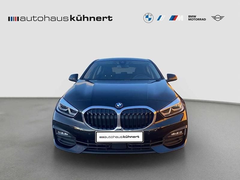 Gebraucht BMW 118 Advantage 150 PS (110 kW) 2022 Silber Kleinwagen