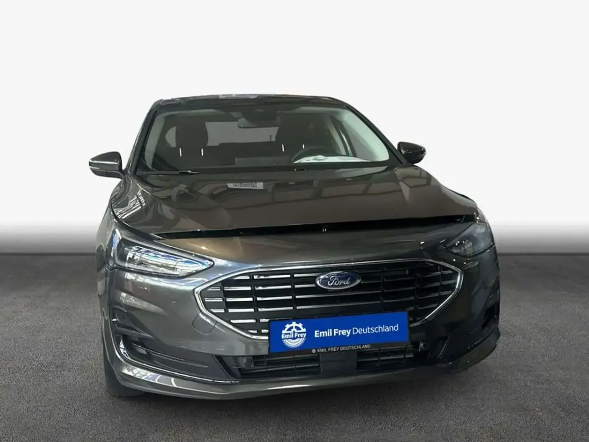 Neu Ford Focus Titanium X 155 PS (114 kW) 2026 Grau Limousine