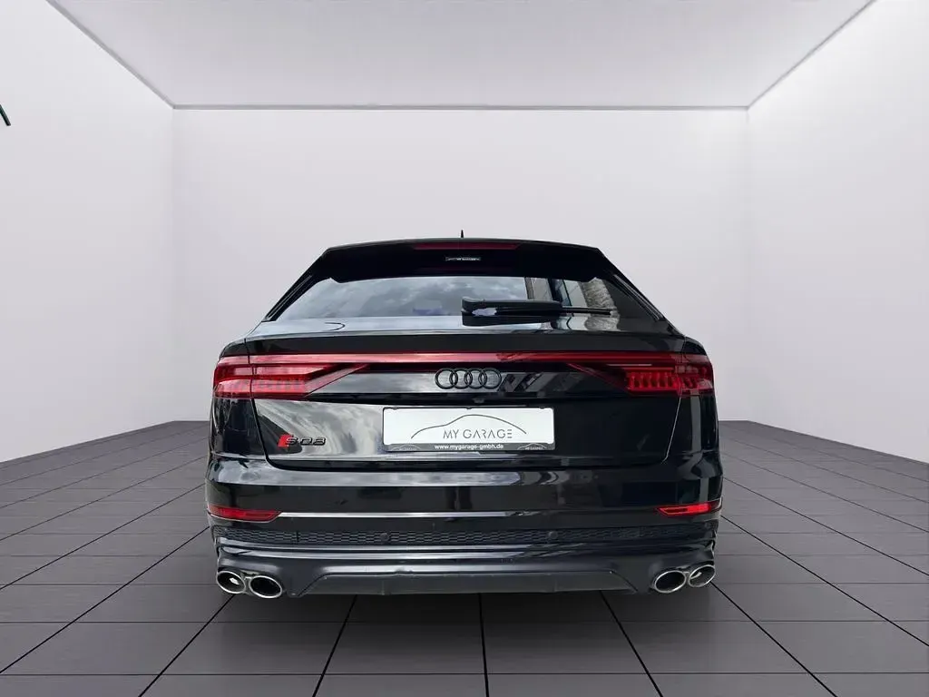Gebraucht Audi SQ8 Sport 507 PS (372 kW) 2022 Mythosschwarz metallic SUV