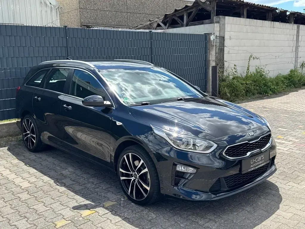 Gebraucht Kia Ceed Sportswagon Vision 136 PS (100 kW) 2020 Schwarz Kombi