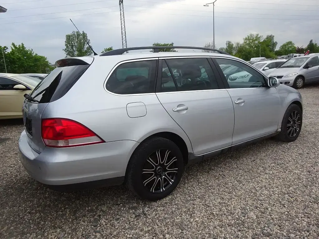 Gebraucht VW Golf V Comfortline 140 PS (102 kW) 2008 Silber Kombi