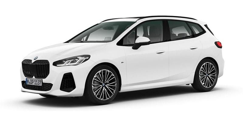 Weiß Gebraucht 2024 BMW 223 Active Tourer Luxury Line Van / Kleinbus | 42.852 € (Teuer) - Bild 1/4