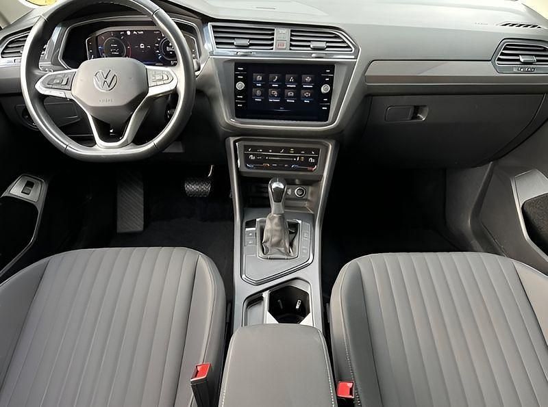 Gebraucht VW Tiguan 150 PS (110 kW) 2023 Schwarz SUV