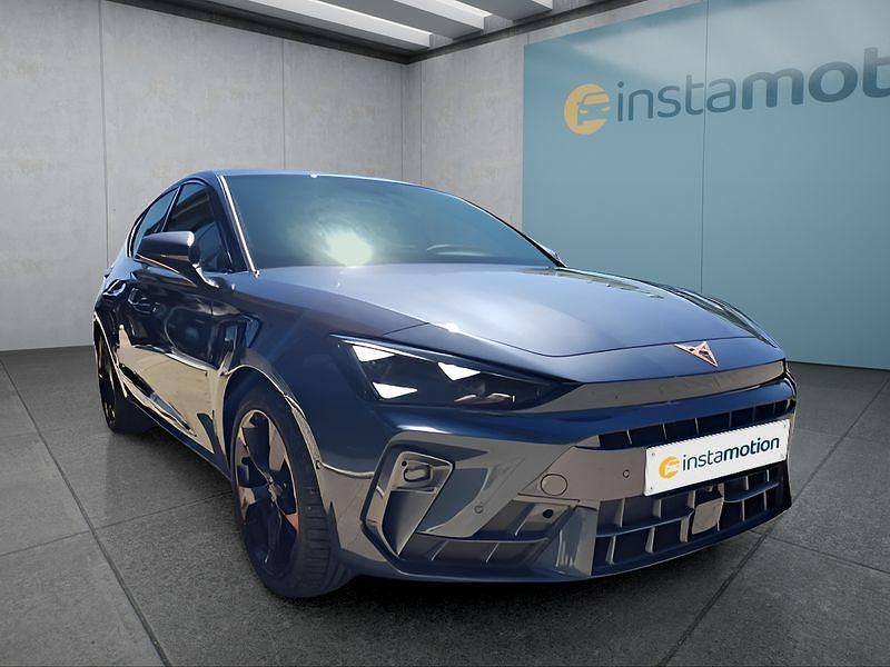 Neu Cupra Leon 150 PS (110 kW) 2025 Schwarz Kleinwagen