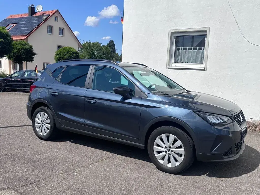 Gebraucht Seat Arona Style 116 PS (85 kW) 2024 Grau SUV