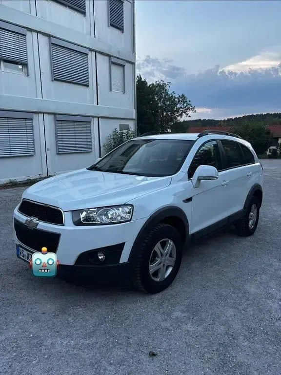 Gebraucht Chevrolet Captiva LT 167 PS (122 kW) 2011 Weiß SUV