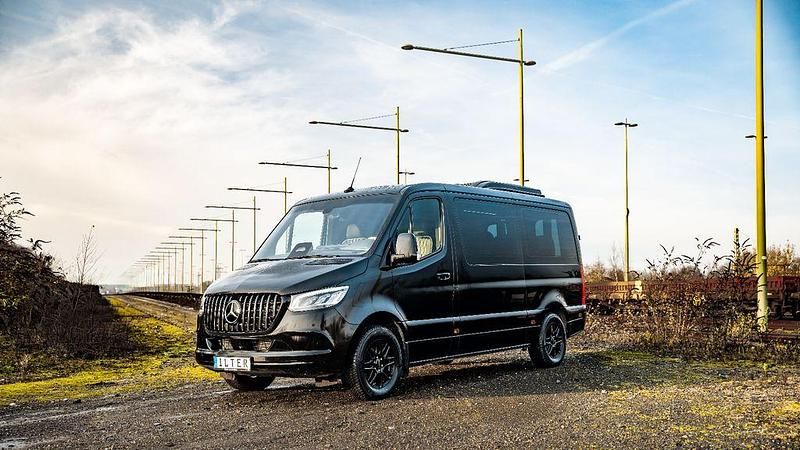 Gebraucht Mercedes Sprinter Business 190 PS (139 kW) 2025 Schwarz Van