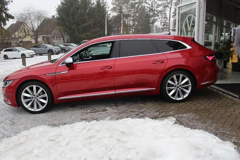 Gebraucht VW Arteon Elegance 190 PS (139 kW) 2021 Kings red (metallic) Kombi