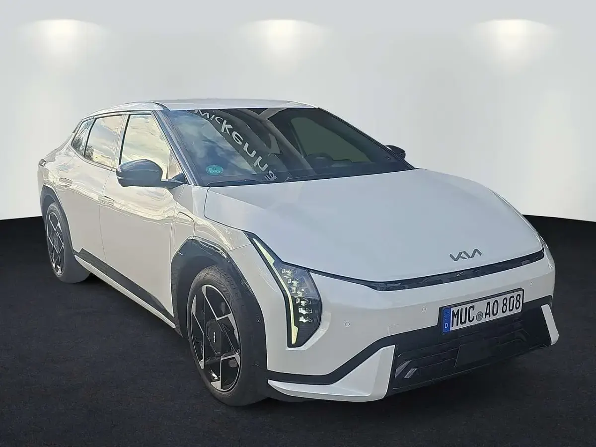 Gebraucht Kia EV4 GT-Line 150 kW (204 PS) 2025 Weiß Limousine