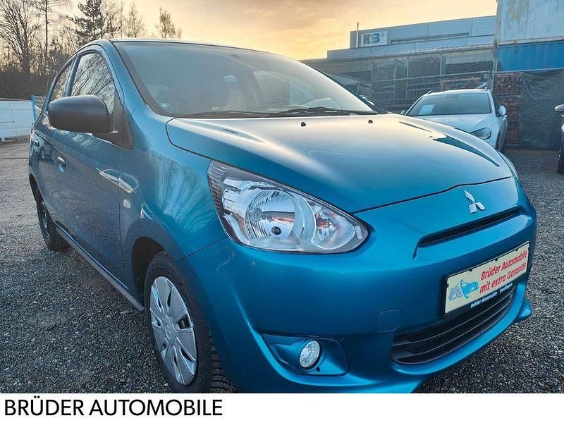 Blau Gebraucht 2015 Mitsubishi Space Star Diamant Edition Limousine | 6.395 € (Fairer Preis) - Bild 1/4