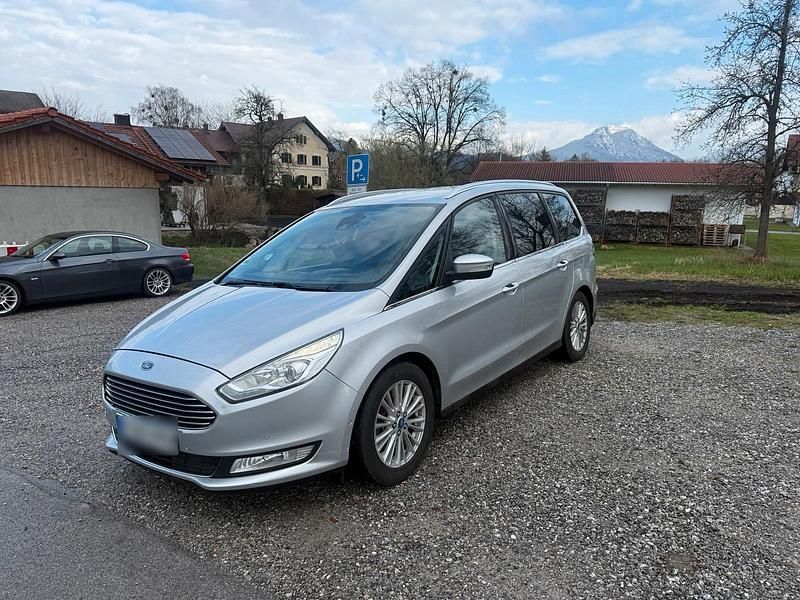 Gebraucht Ford Galaxy 150 PS (110 kW) 2015 Silber Van / Kleinbus