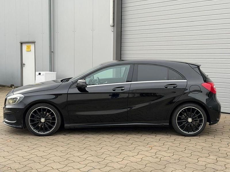 Gebraucht Mercedes A200 AMG 136 PS (100 kW) 2015 Schwarz Limousine