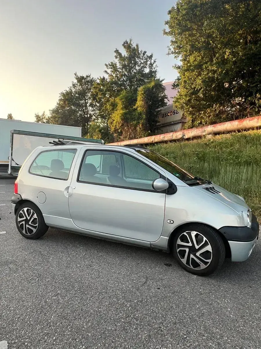 Brugt Renault Twingo Expression 75 HK (55 kW) 2001 Sølv Hatchback