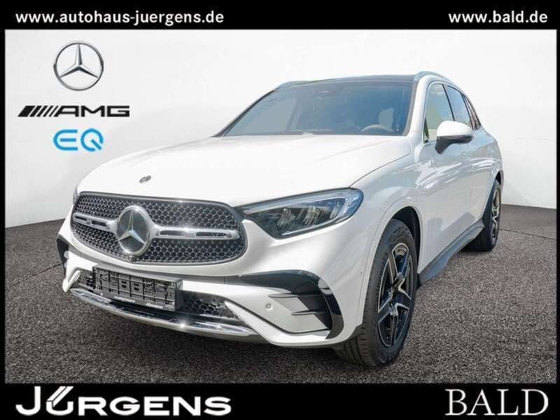 Weiss unilack polarweiss Gebraucht 2025 Mercedes GLC220 AMG SUV | 59.880 € - Bild 1/4