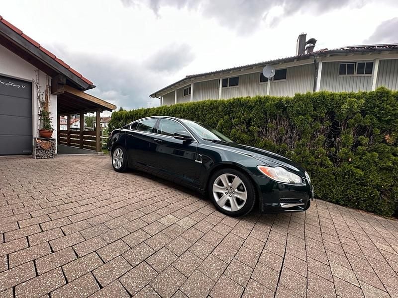 Gebraucht Jaguar XF Portfolio 275 PS (202 kW) 2010 Grün Limousine