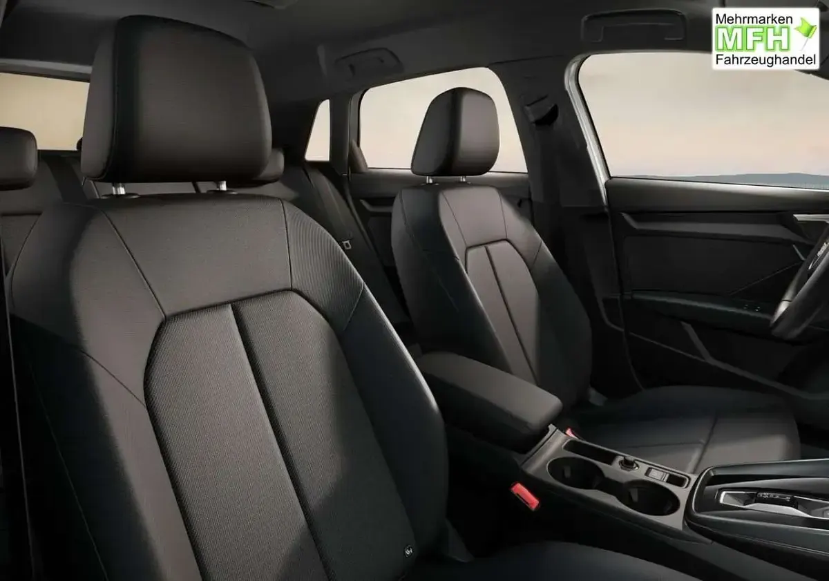 Neu Audi A3 204 PS (150 kW) 2026 Mythosschwarz metallic SUV