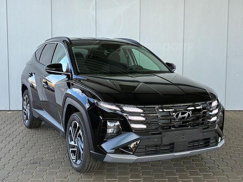 Neu Hyundai Tucson 215 PS (158 kW) 2025 Abyss black SUV