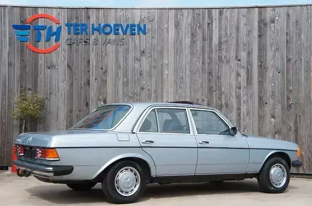 Gebraucht Mercedes 300 88 PS (64 kW) 1984 Other Limousine