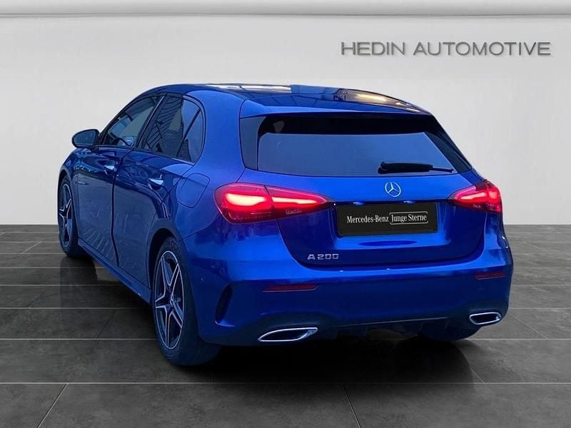 Gebraucht Mercedes A200 AMG 163 PS (119 kW) 2025 Blau Limousine