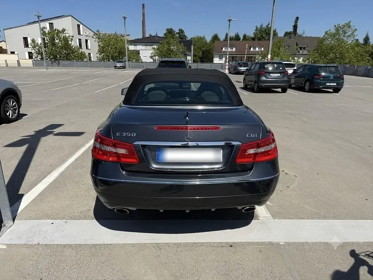 Gebraucht Mercedes E350 265 PS (194 kW) 2012 Grau Cabrio