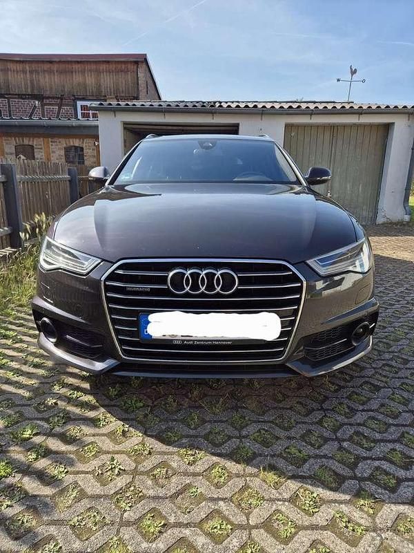 Grau Gebraucht 2017 Audi A6 Kombi | 25.499 € (Teuer) - Bild 1/4