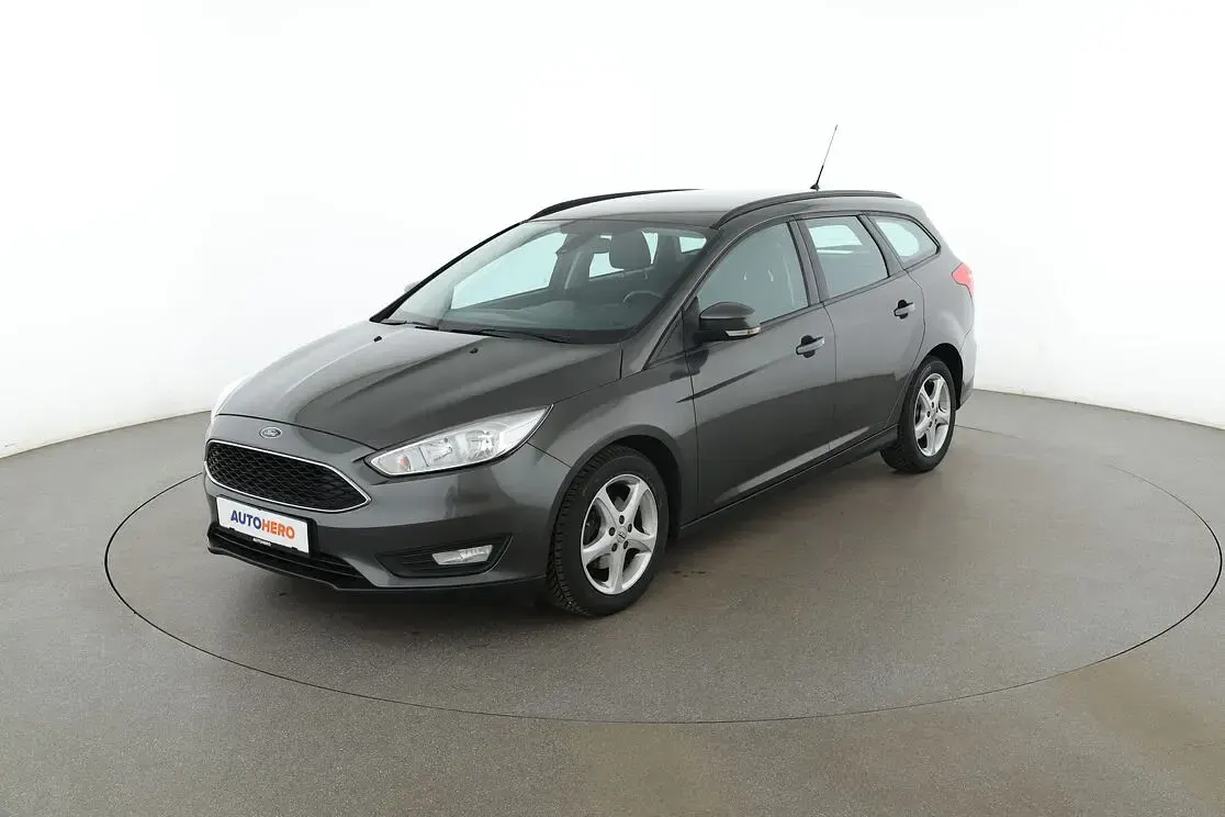Gebraucht Ford Focus Business Edition 125 PS (91 kW) 2015 Kombi