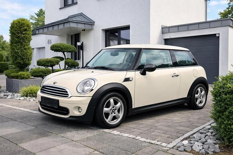 Beige Gebraucht 2009 Mini Cooper Coupé Coupé | 3.150 € - Bild 1/4