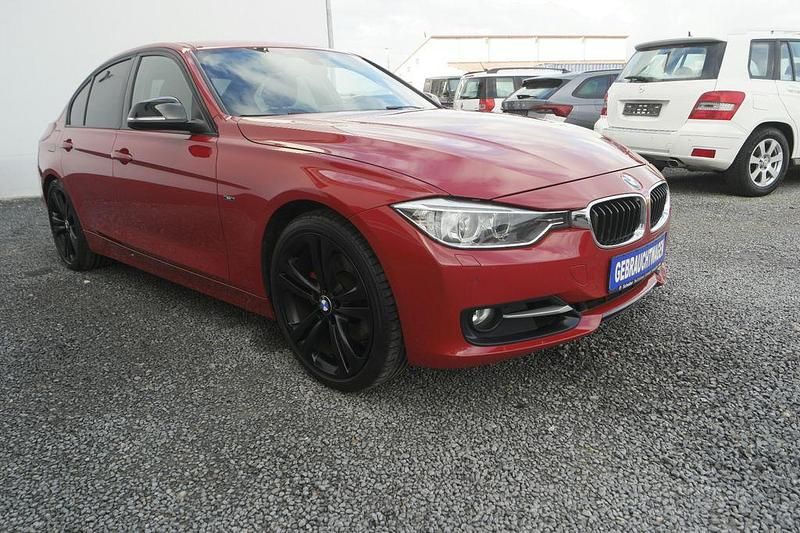 Gebraucht BMW 328 Performance 245 PS (180 kW) 2012 Rot Limousine