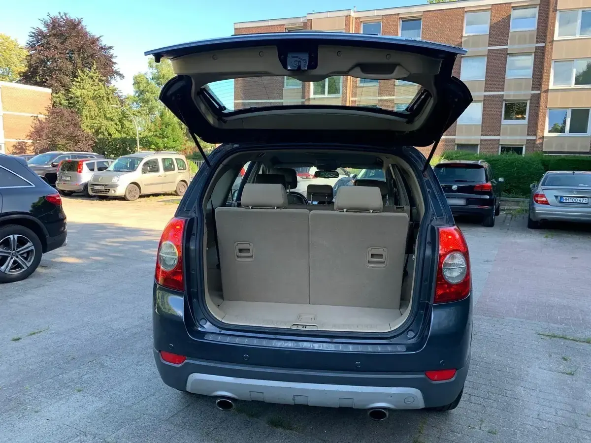 Gebraucht Chevrolet Captiva LT 150 PS (110 kW) 2007 Grau SUV