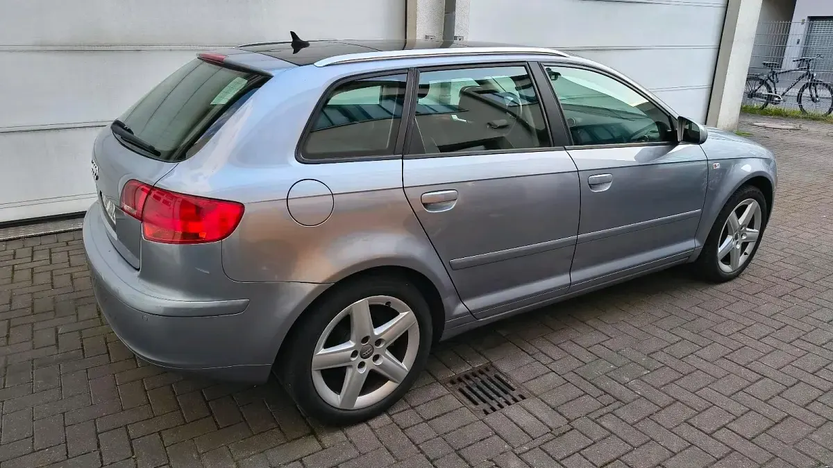 Gebraucht Audi A3 140 PS (102 kW) 2005 Blau Kleinwagen