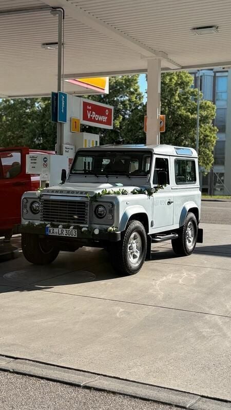 Silber Gebraucht 2007 Land Rover Defender SUV | 33.500 € - Bild 1/1